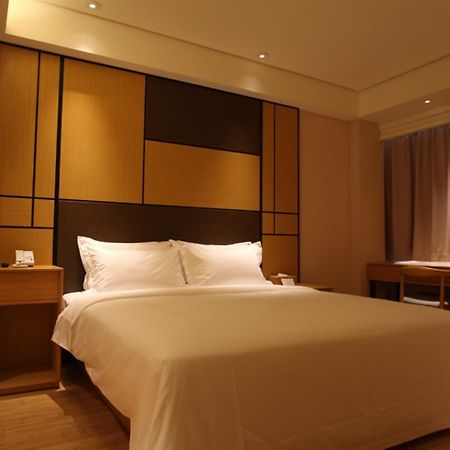 Ji Hotel Shanghai Kangqiao Xiuyan Road Exterior photo