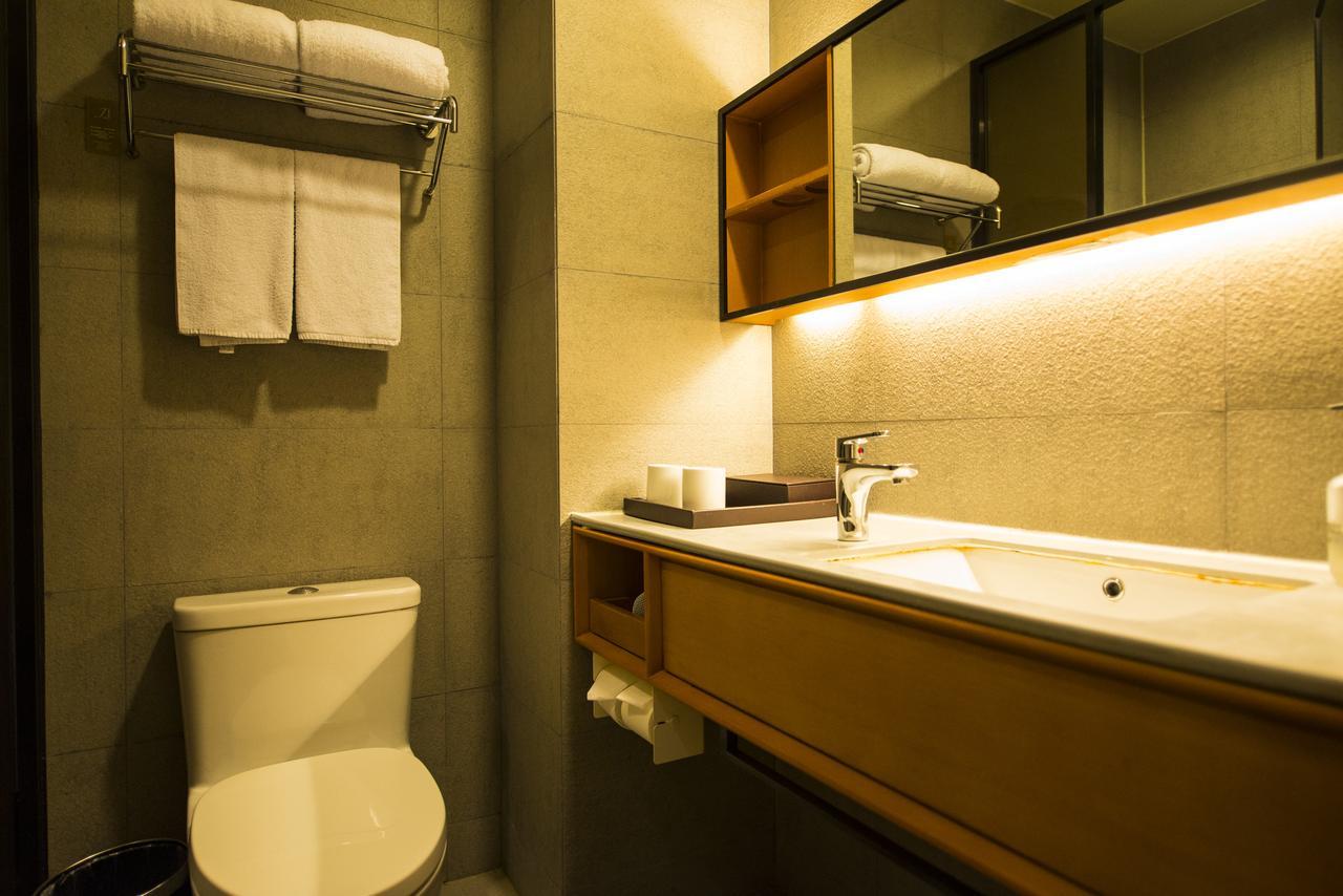 Ji Hotel Shanghai Kangqiao Xiuyan Road Exterior photo