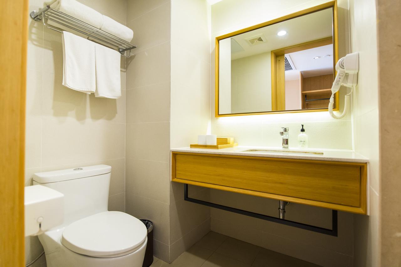 Ji Hotel Shanghai Kangqiao Xiuyan Road Exterior photo